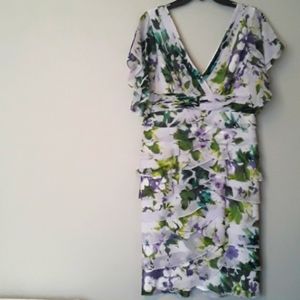 Adrianna Papell white floral dress. Size 10.